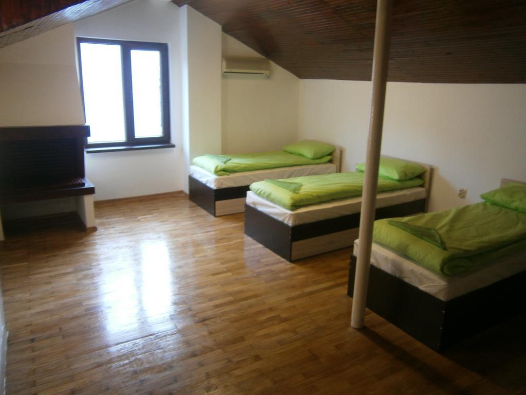 Ivory Tower Hostel Sofia Eksteriør bilde