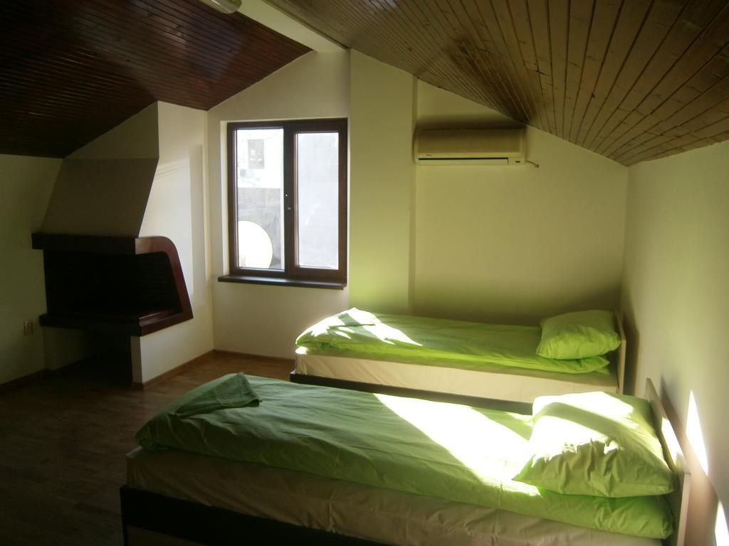 Ivory Tower Hostel Sofia Eksteriør bilde